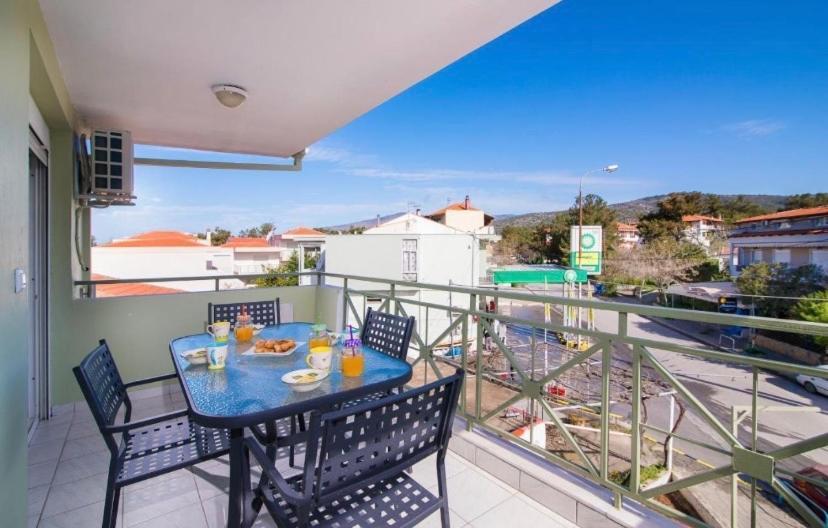 Lena Apartments 3 Потос Екстериор снимка