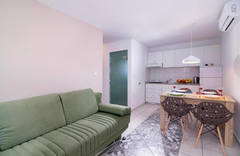 Lena Apartments 3 Потос Екстериор снимка